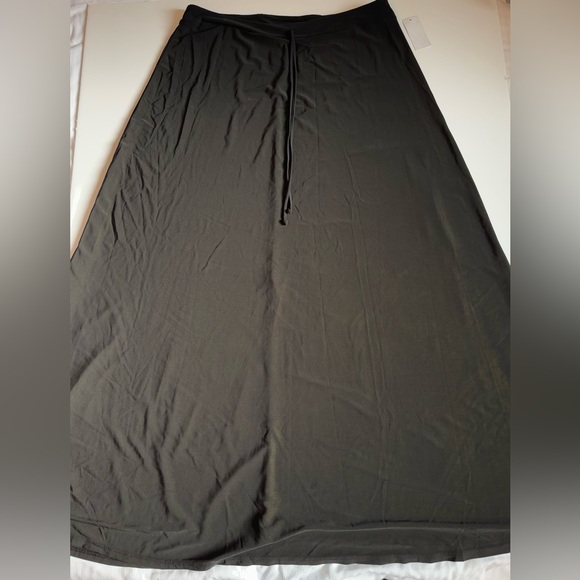 Jaclyn Smith Dresses & Skirts - Jaclyn Smith Collection Women’s A-Line Maxi Skirt XL Black Drawstring NWT